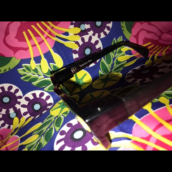 SnapChat Spectacles - Picture 2 of 8